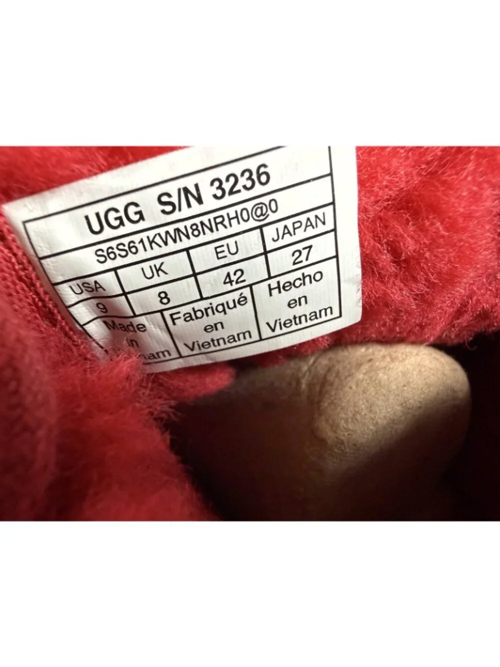 Ugg Men's Neumel Boots Size 9M Red Lace Up Chukka 3236